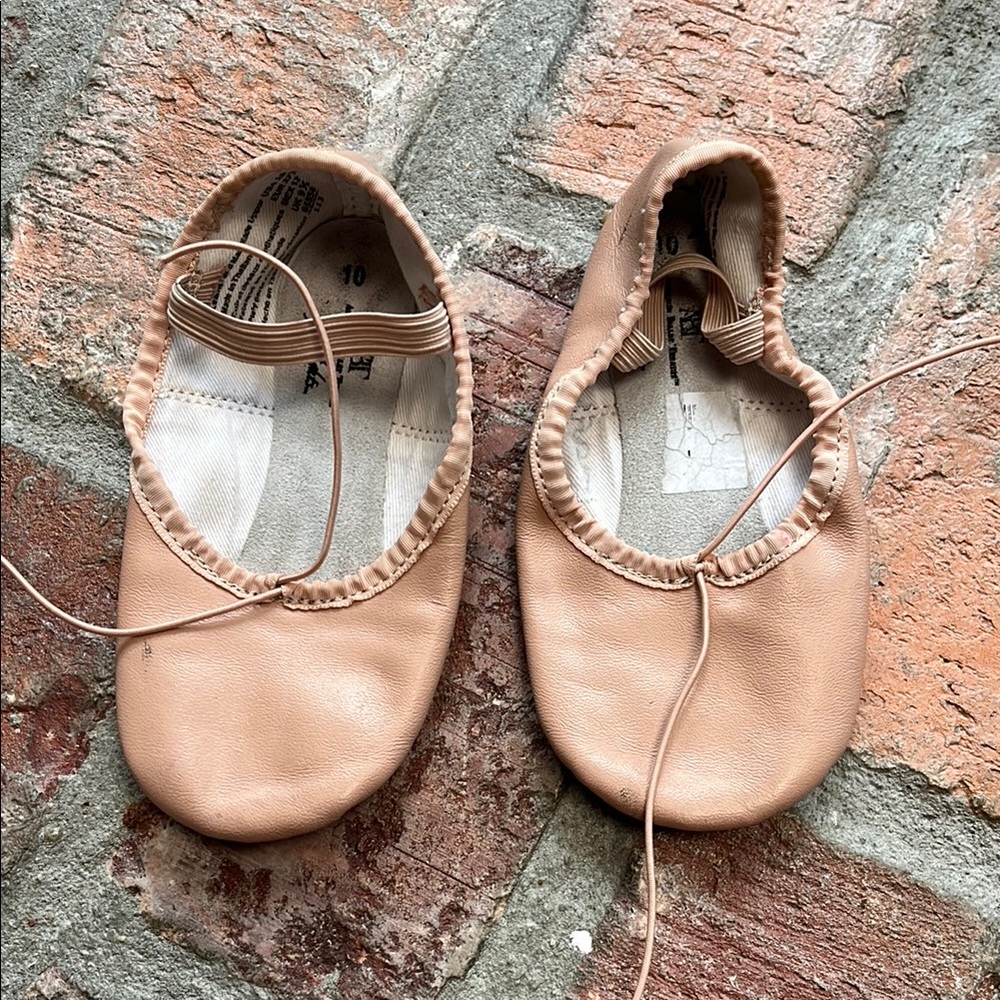 ABT American Ballet Theater Kids Ballet Shoes in pink Leather